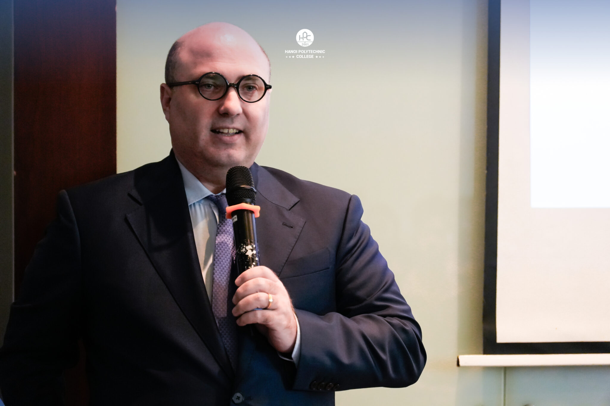 Sinh viên Khoa Du Lịch - Khách sạn